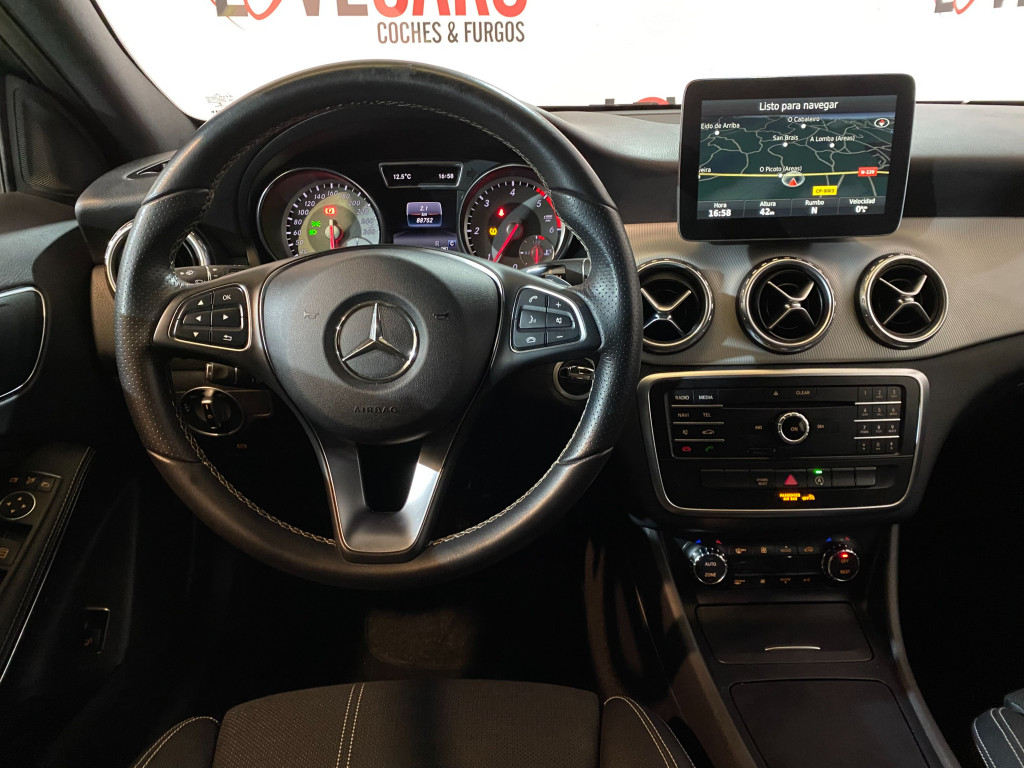 MERCEDES GLA 200 D BUSINESS EXECUTIVE de segunda mano