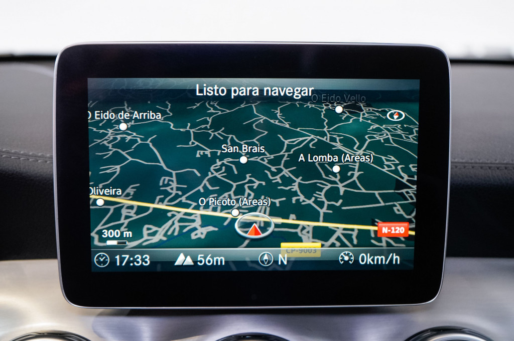 MERCEDES GLA 200 D EXECUTIVE TECHO 136 de segunda mano