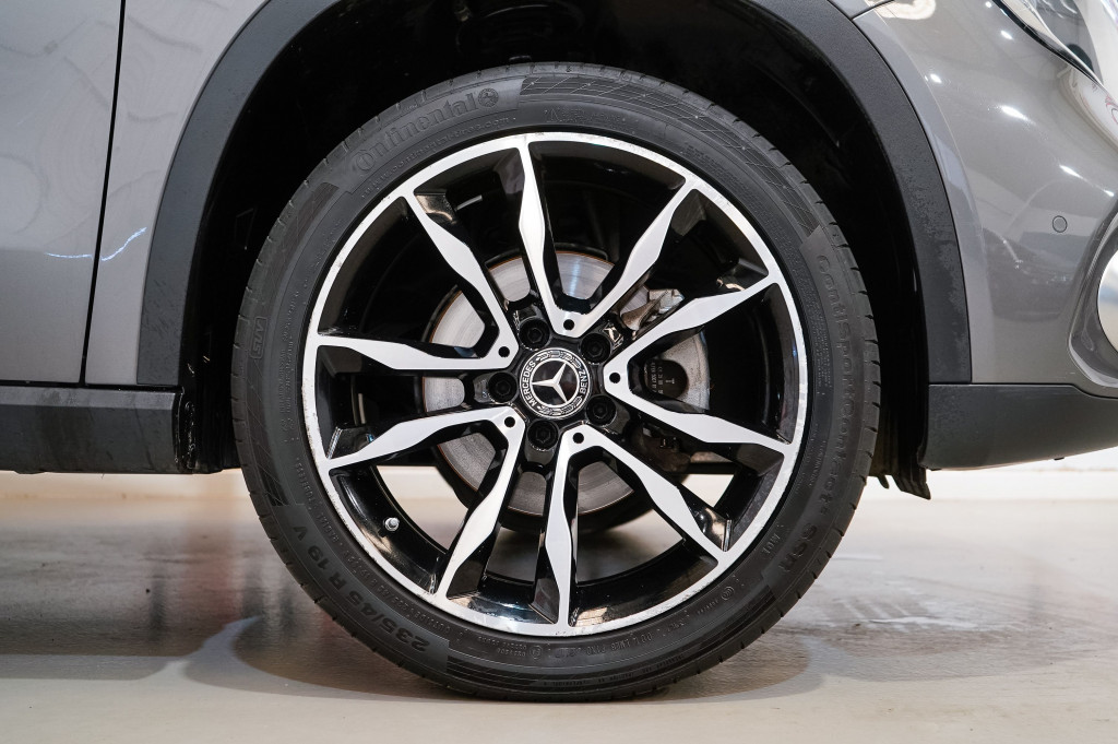 MERCEDES GLA 200 D EXECUTIVE TECHO 136 de segunda mano