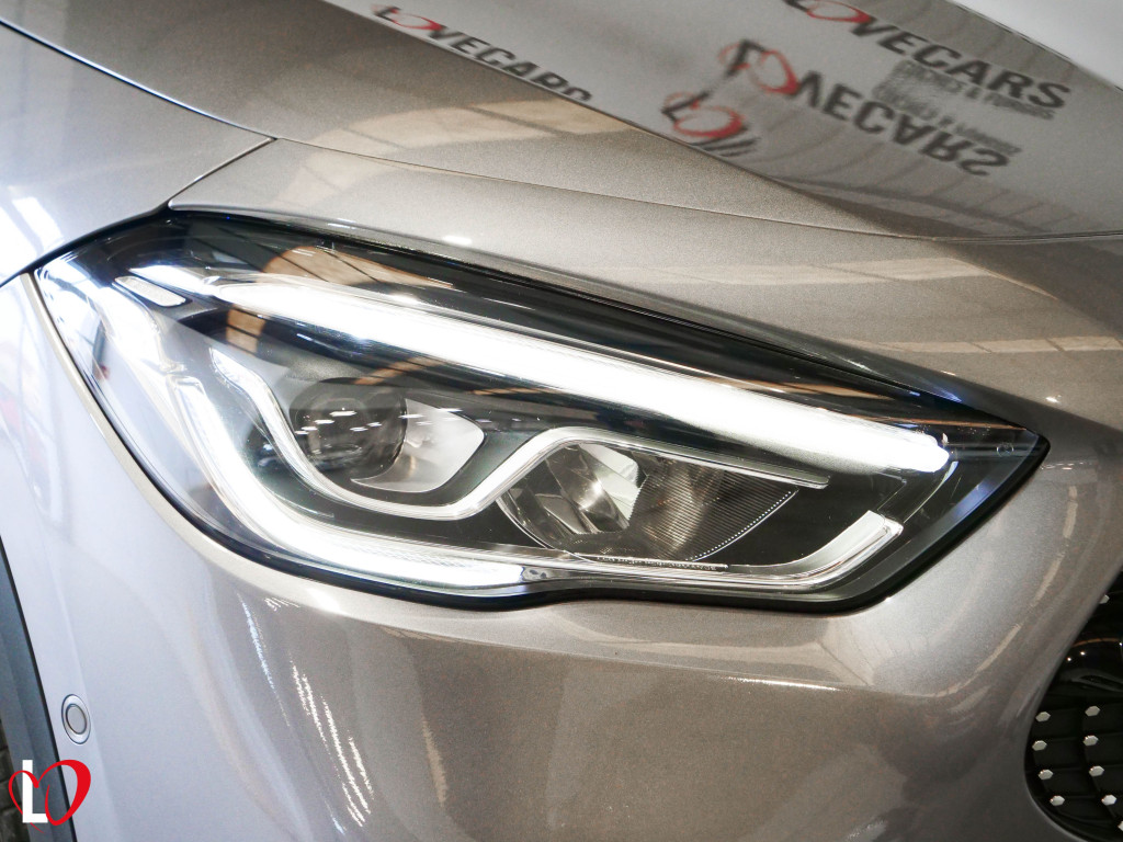 MERCEDES GLA 200 D NUEVO AMG TECHO 150 de segunda mano
