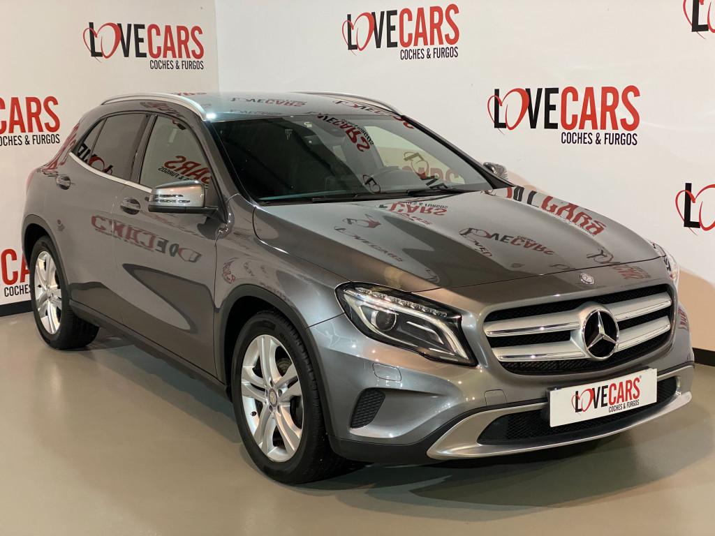MERCEDES GLA 200 D de segunda mano