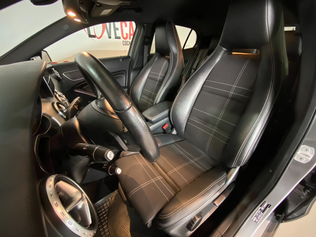 MERCEDES GLA 200 D de segunda mano