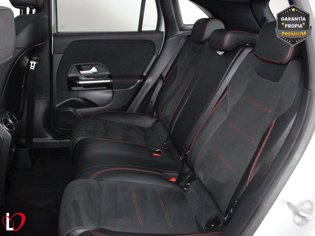 MERCEDES GLA 250 e AMG LINE 220 de segunda mano