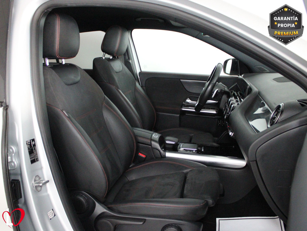 MERCEDES GLA 250 e AMG LINE 220 de segunda mano