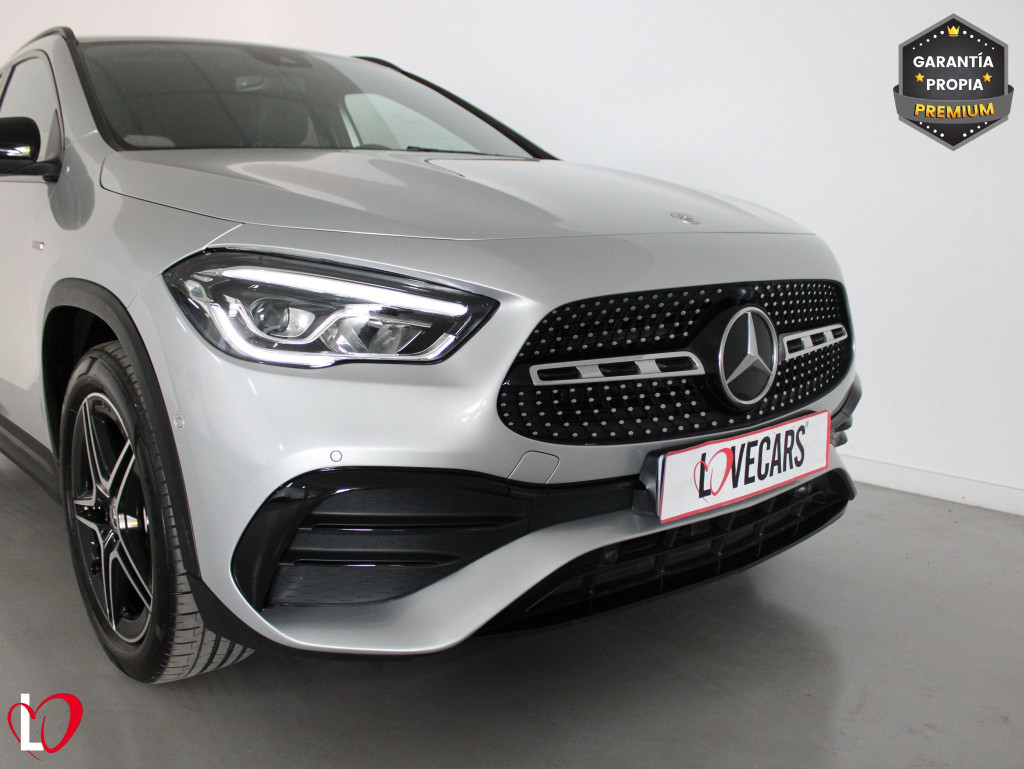 MERCEDES GLA 250 e AMG LINE 220 de segunda mano