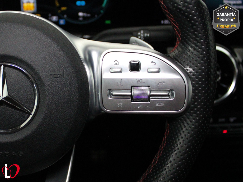MERCEDES GLA 250 e AMG LINE 220 de segunda mano