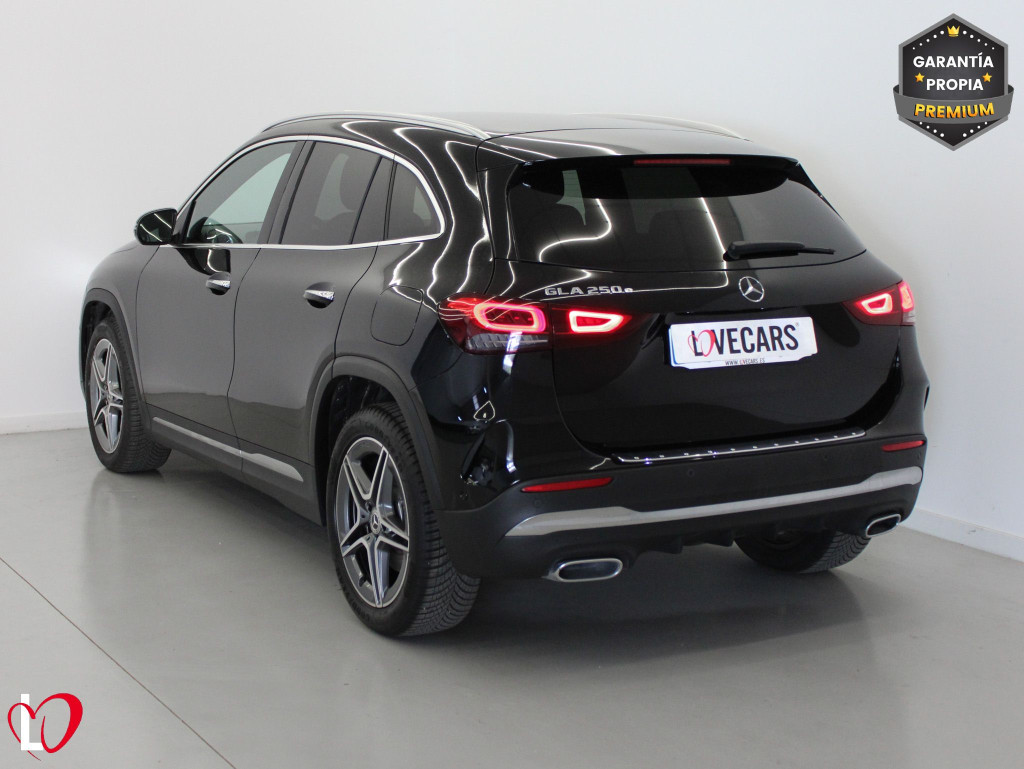 MERCEDES GLA 250 E AMG Line + PAQ PREMIUM 220 de segunda mano MERCEDES GLA 250 E AMG Line + PAQ PREMIUM 220 de segunda mano