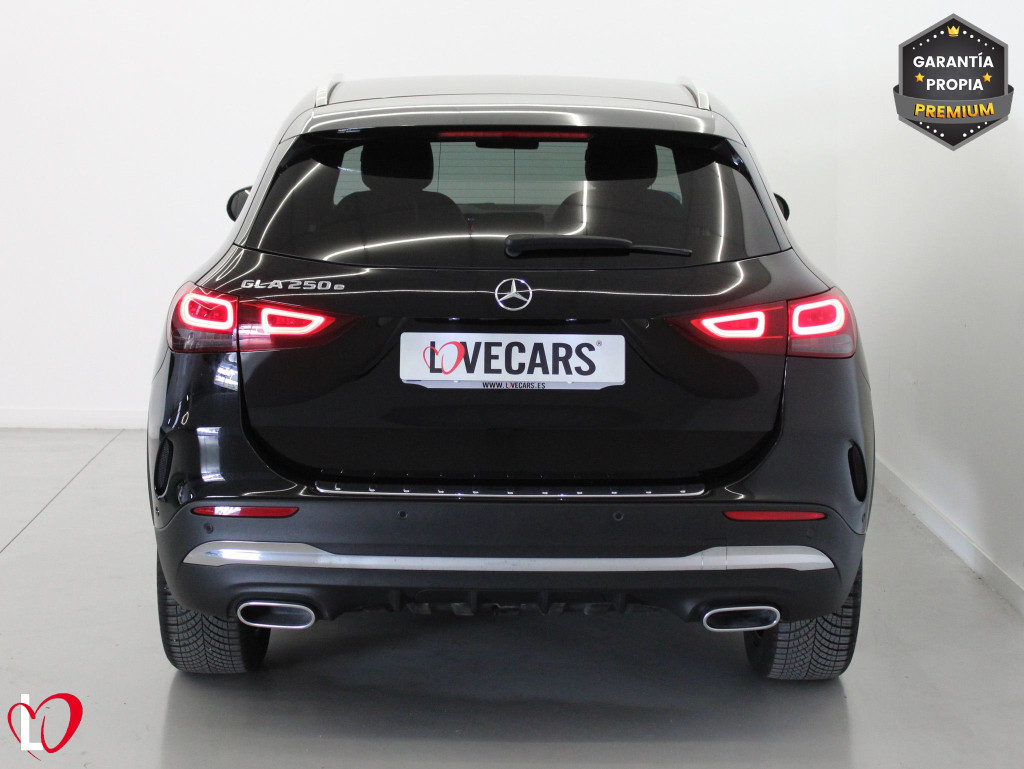 MERCEDES GLA 250 E AMG Line + PAQ PREMIUM 220 de segunda mano MERCEDES GLA 250 E AMG Line + PAQ PREMIUM 220 de segunda mano