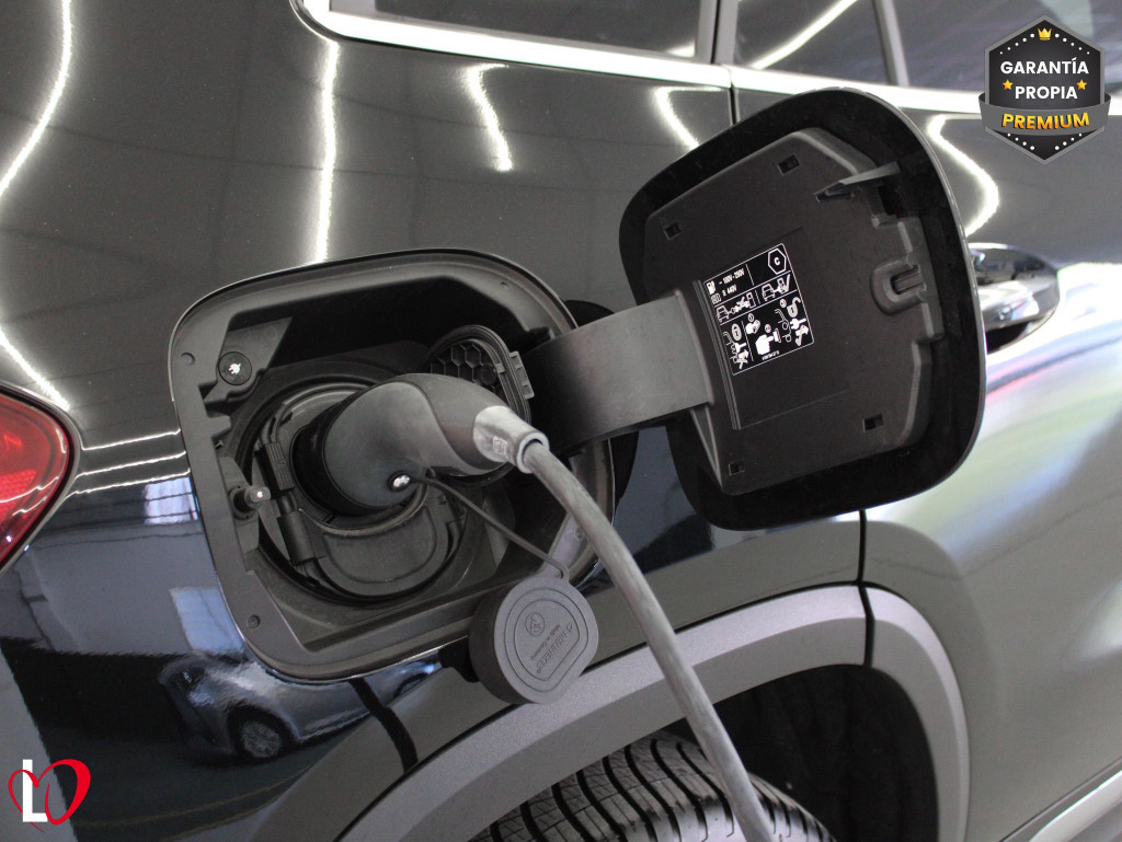 MERCEDES GLA 250 E AMG Line + PAQ PREMIUM 220 de segunda mano MERCEDES GLA 250 E AMG Line + PAQ PREMIUM 220 de segunda mano