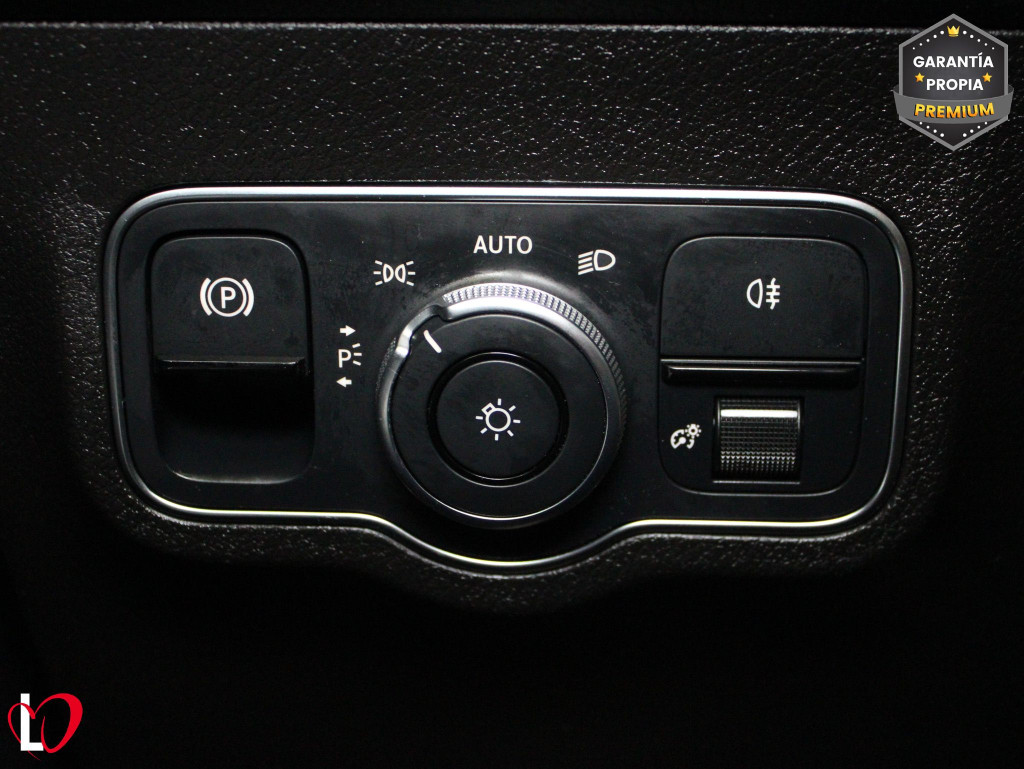 MERCEDES GLB 200 D AUTOM. AMG 7 PLAZAS + TECHO 150 de segunda mano