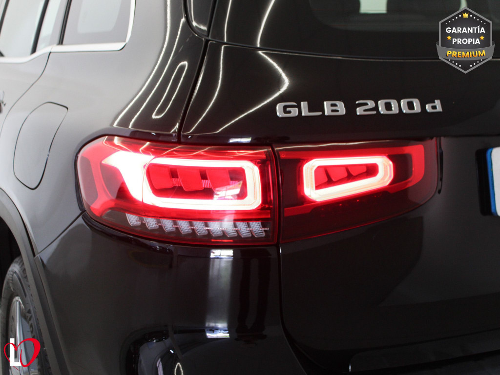 MERCEDES GLB 200 D AUTOM. AMG 7 PLAZAS + TECHO 150 de segunda mano
