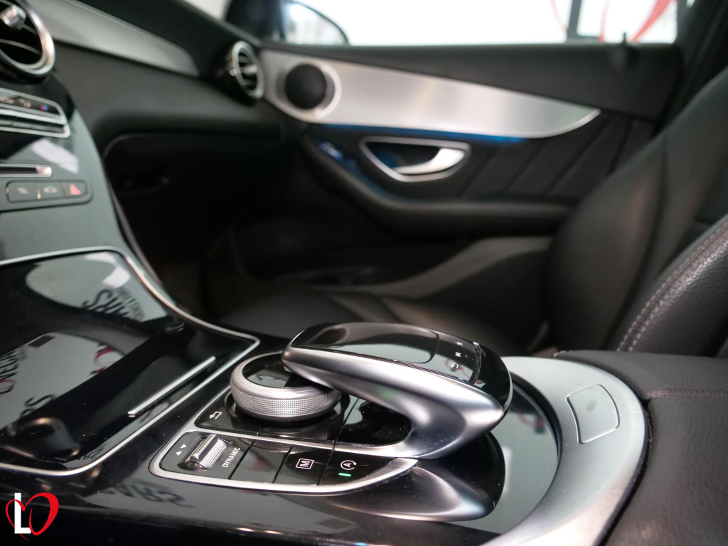 MERCEDES GLC 220 D 4MATIC AMG TECHO PANORÁMICO 170 de segunda mano