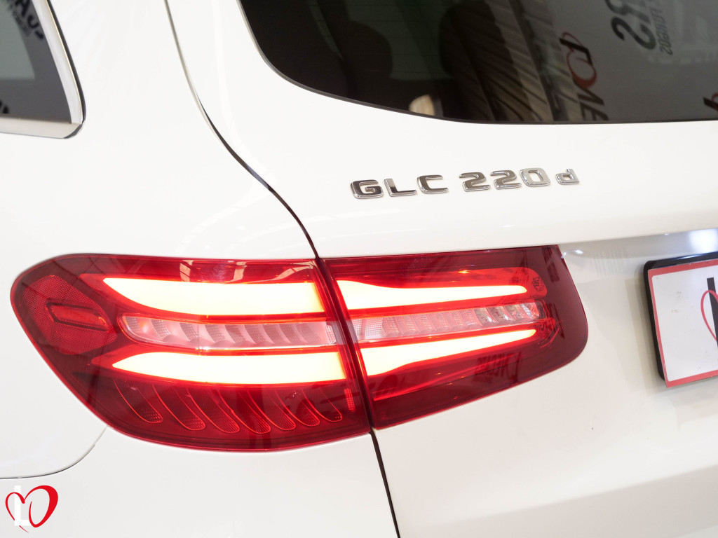 MERCEDES GLC 220 D 4MATIC AMG TECHO PANORÁMICO 170 de segunda mano