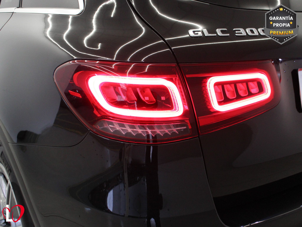 MERCEDES GLC 300 de AMG 4MATIC TECHO 306 de segunda mano