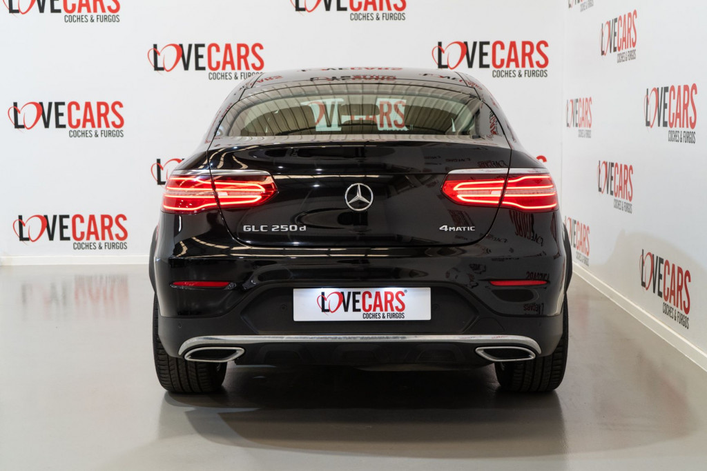 MERCEDES GLC COUPE 250 D PACK AMG 4MATIC TECHO 205 de segunda mano