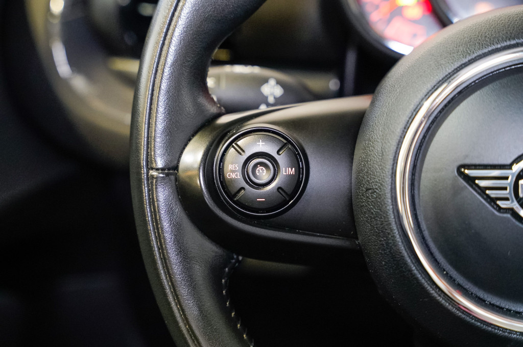 MINI CLUBMAN ONE D AUTO DESING 116 de segunda mano