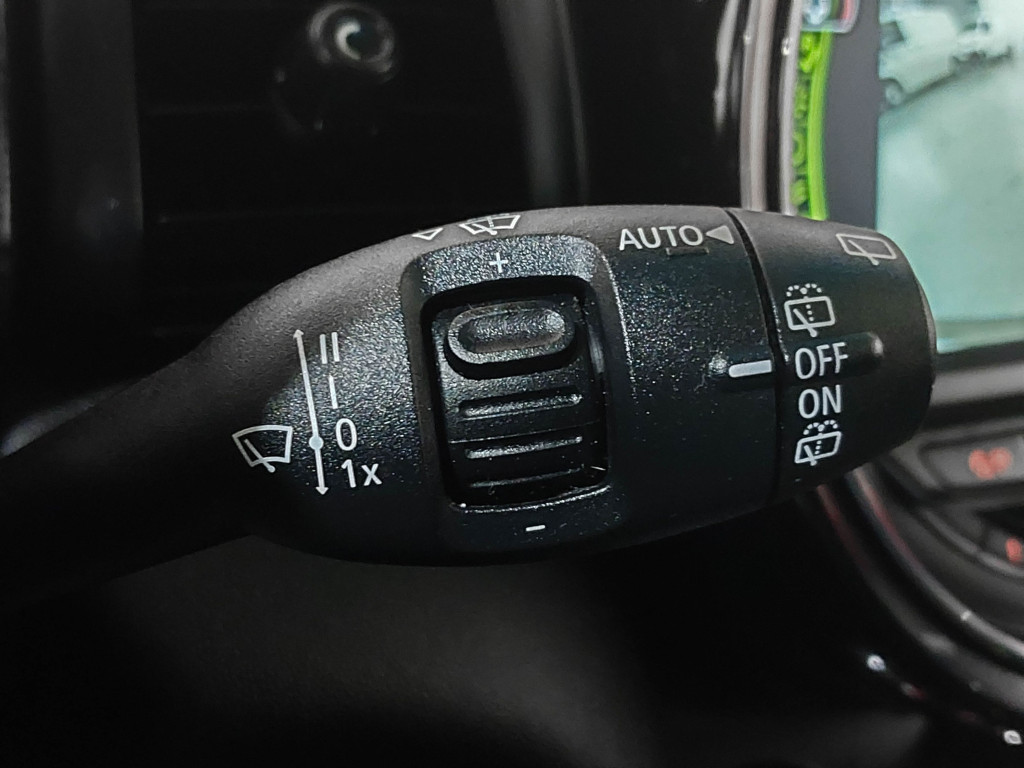 MINI COOPER 2.0 SD AUTO TECHO 170 de segunda mano