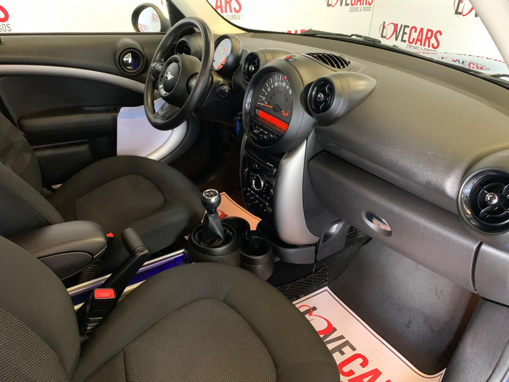 MINI COUNTRYMAN 1.6 COOPER D de segunda mano
