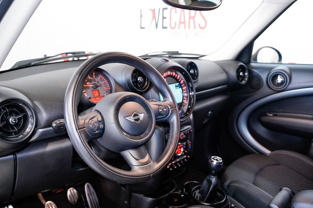 MINI COUNTRYMAN 2.0D COOPER SD 143 de segunda mano