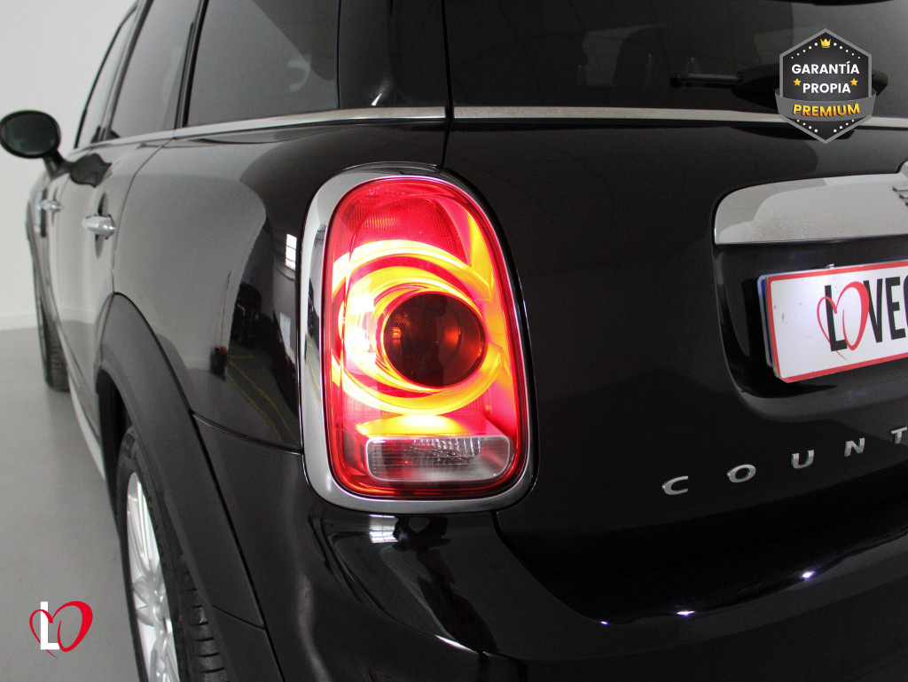 MINI COUNTRYMAN COOPER 6 VEL 136 de segunda mano