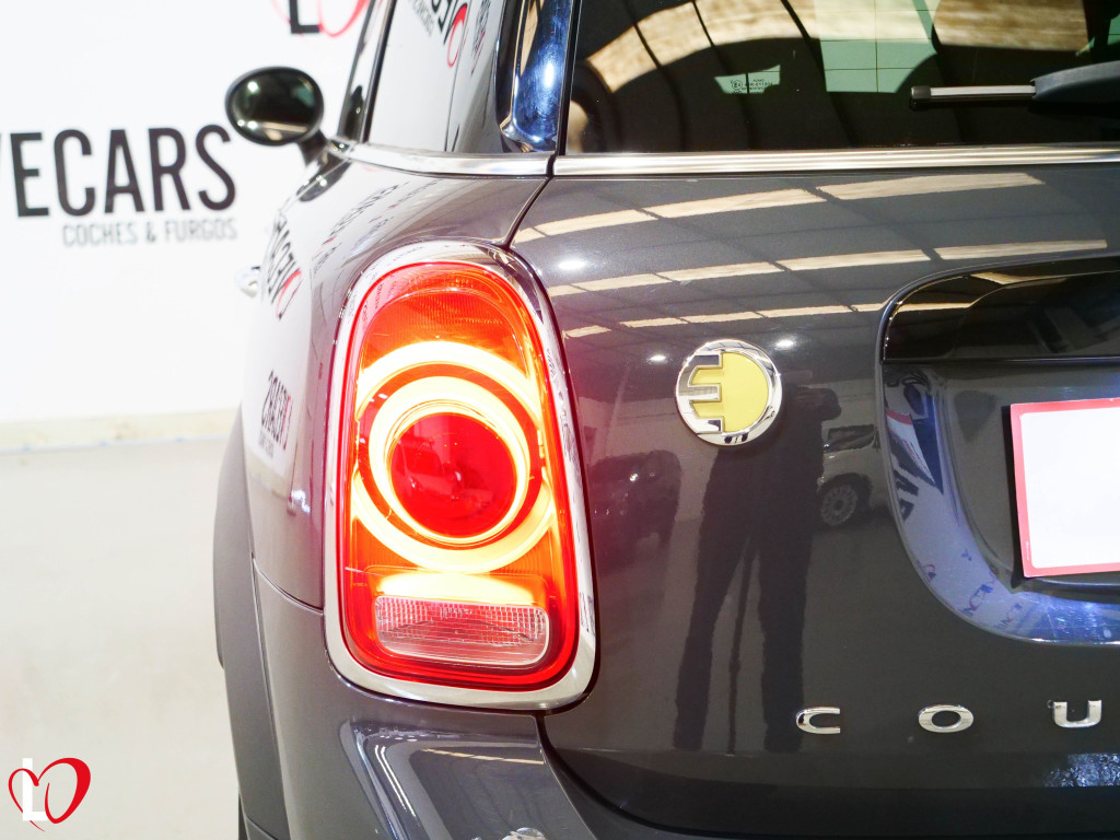 MINI COUNTRYMAN COOPER SE ALL4 AUTOM. 225 de segunda mano
