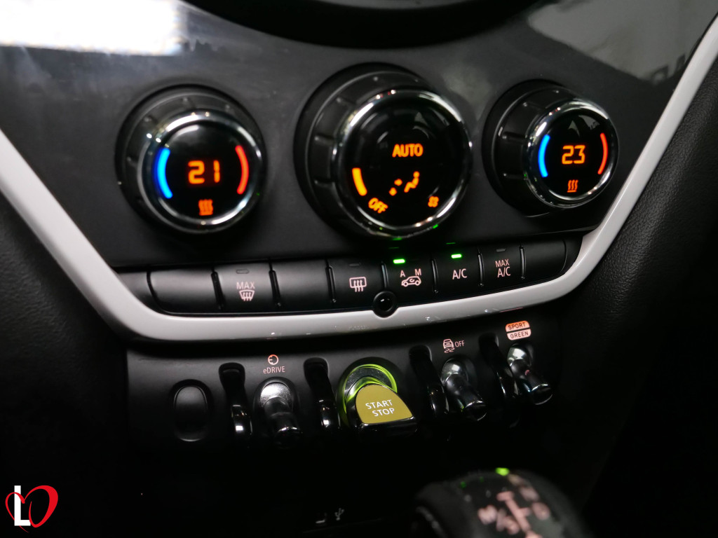 MINI COUNTRYMAN COOPER SE ALL4 TECHO 136+88 de segunda mano