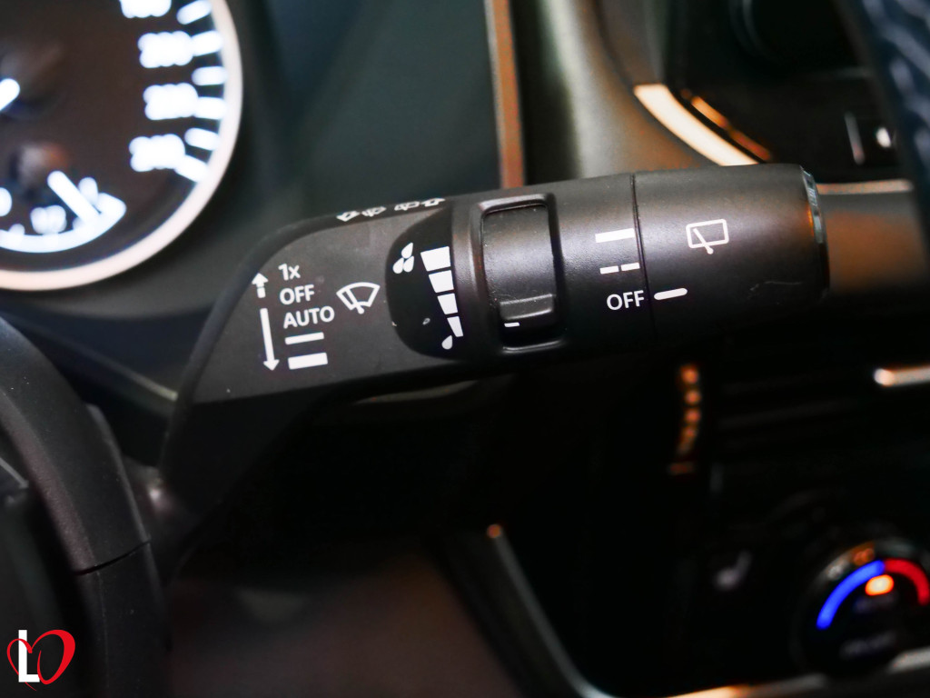 NISSAN QASHQAI 1.3 DIGT HYBRID 140 de segunda mano