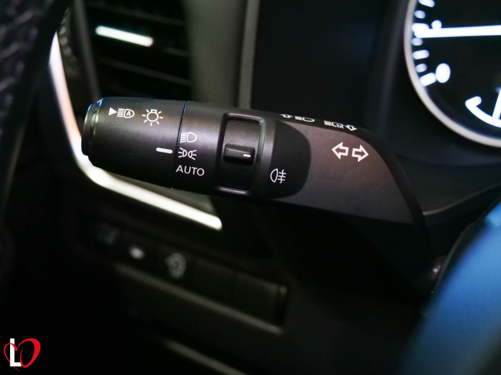 NISSAN QASHQAI 1.3 DIGT HYBRID 140 de segunda mano