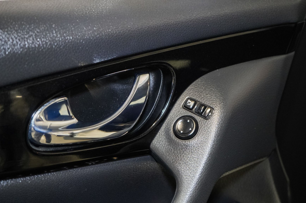 NISSAN QASHQAI 1.5 DCI ACENTA 116 de segunda mano