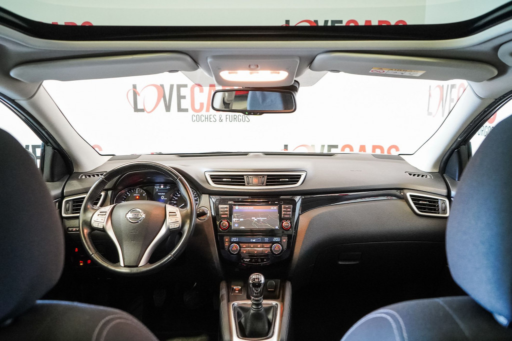NISSAN QASHQAI 1.5 DCI NCONNECTA TECHO de segunda mano