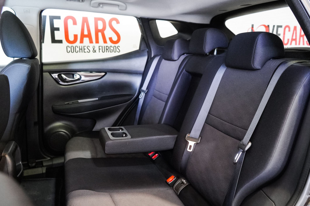 NISSAN QASHQAI 1.5 DCI NCONNECTA TECHO de segunda mano