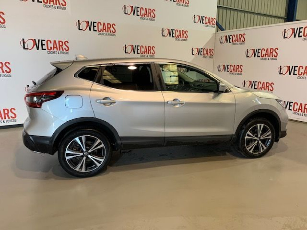 NISSAN QASHQAI 1.6 DCI 130CV N-CONNECTA de segunda mano