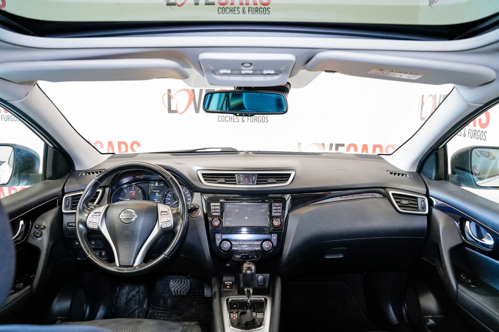 NISSAN QASHQAI 1.6 DCI AUTO N-CONECTA TECHO 130 de segunda mano