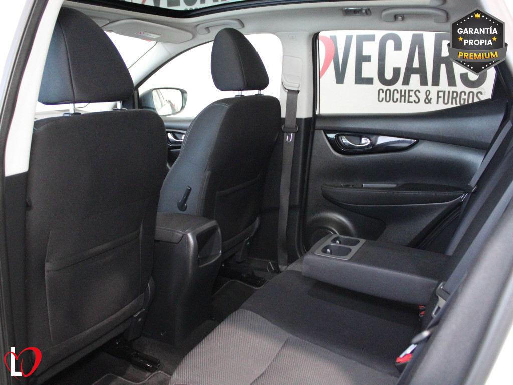 NISSAN QASHQAI 1.6 DCI AUTO N-CONECTA TECHO 130 de segunda mano