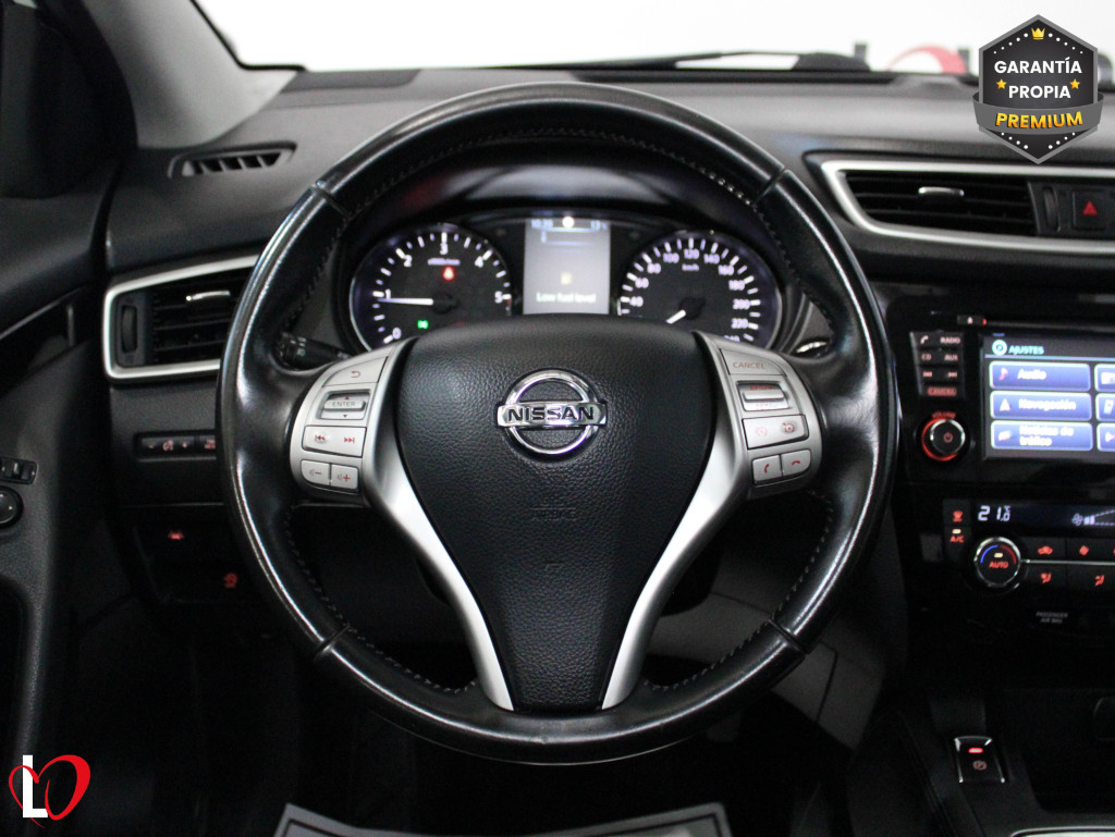 NISSAN QASHQAI 1.6 DCI AUTO N-CONECTA TECHO 130 de segunda mano