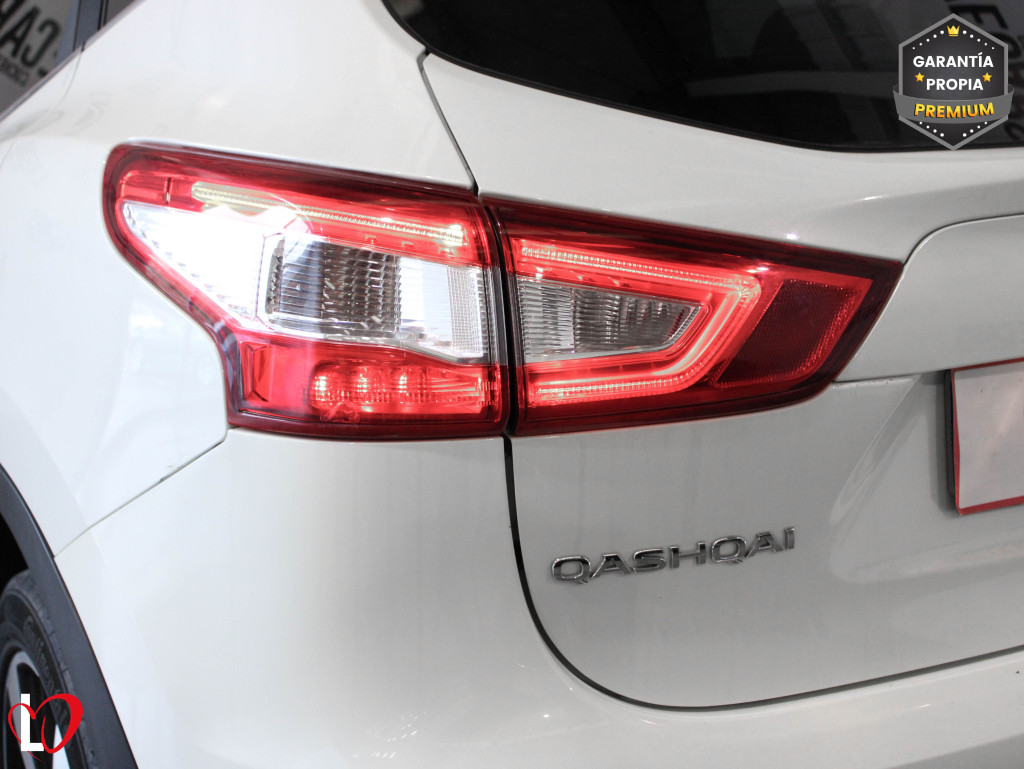 NISSAN QASHQAI 1.6 DCI AUTO N-CONECTA TECHO 130 de segunda mano
