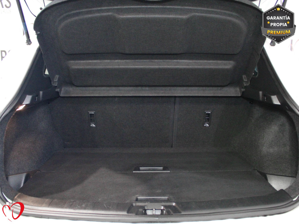 NISSAN QASHQAI 1.6 DCI AUTO N-CONECTA TECHO 130 de segunda mano