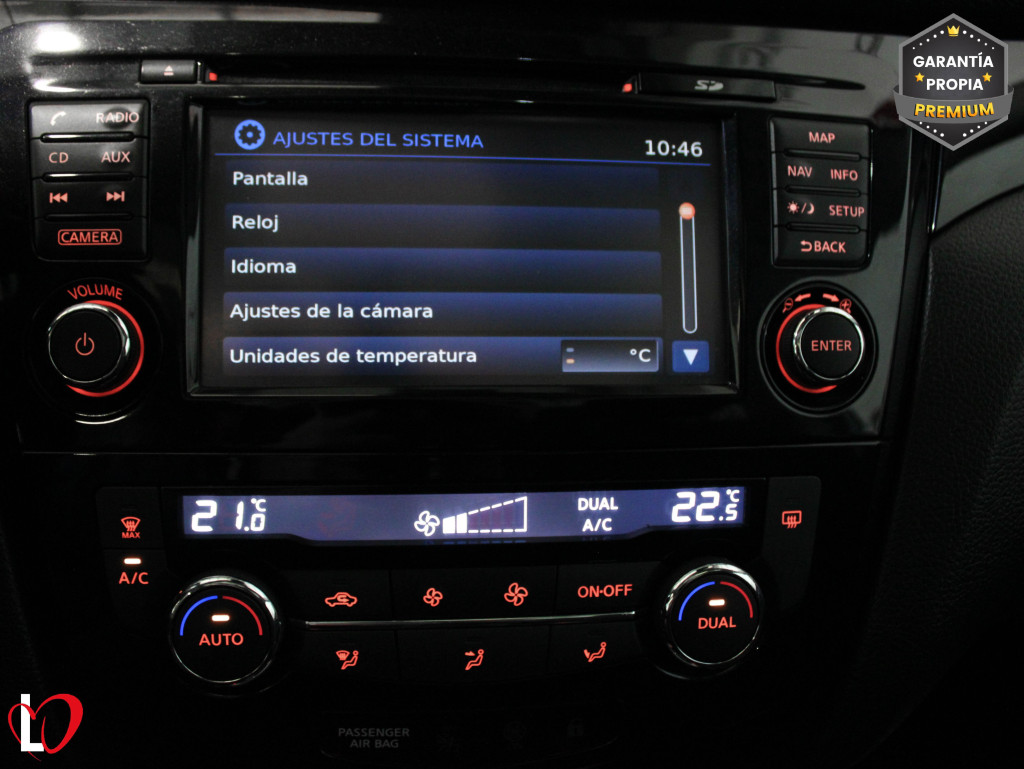 NISSAN QASHQAI 1.6 DCI AUTO N-CONECTA TECHO 130 de segunda mano