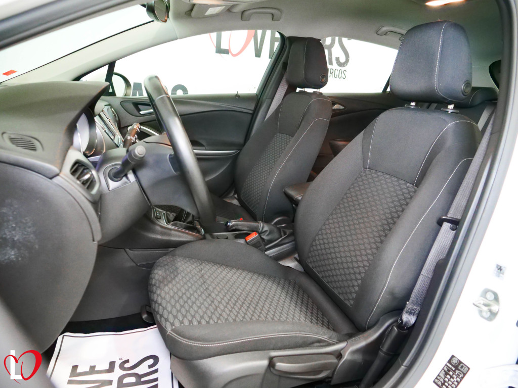 OPEL ASTRA 1.6 CDTI S&S ENJOY 6 VEL 110 de segunda mano