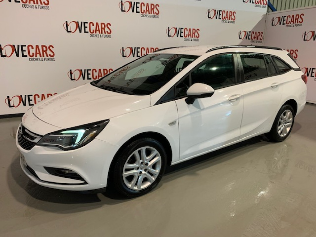 OPEL ASTRA 1.6 CDTI ST SELECTIVE SPORTS TOURER 110CV de segunda mano