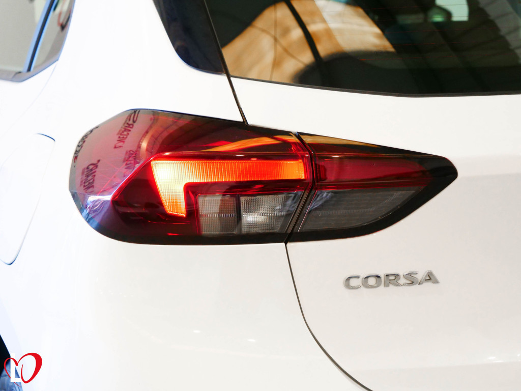 OPEL CORSA 1.5 D EDITION 6 VEL 102 de segunda mano