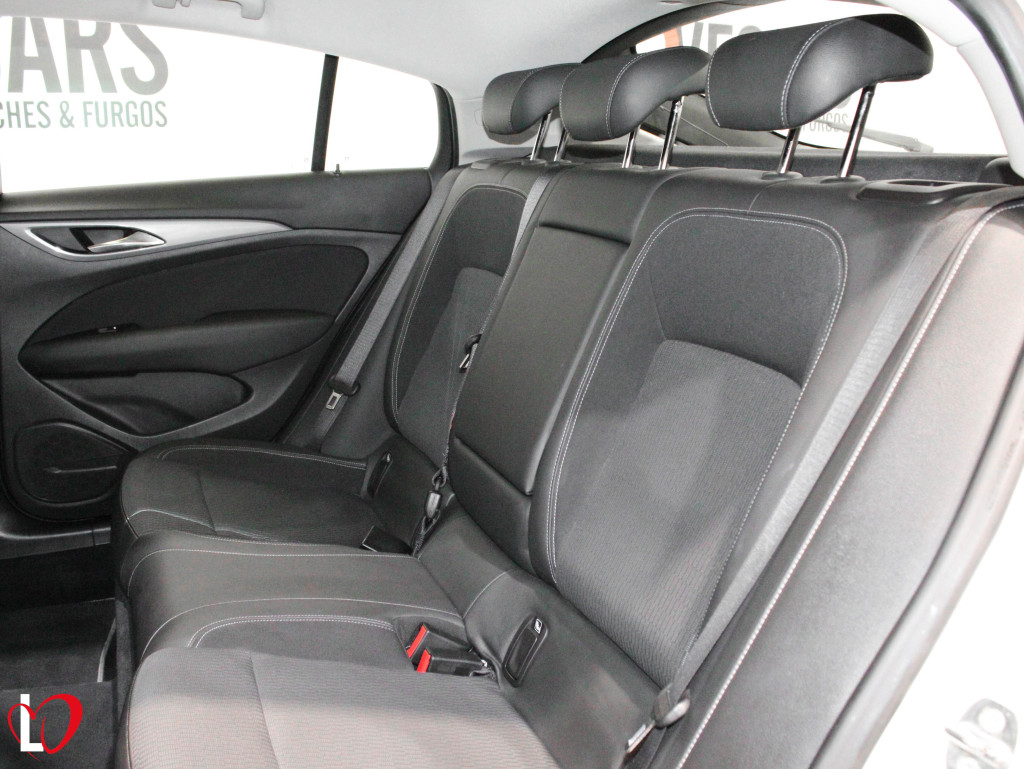 OPEL INSIGNIA 1.6 GS CDTI S&S TURBO BUSINESS 136 de segunda mano