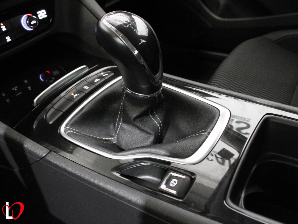 OPEL INSIGNIA 1.6 GS CDTI S&S TURBO BUSINESS 136 de segunda mano