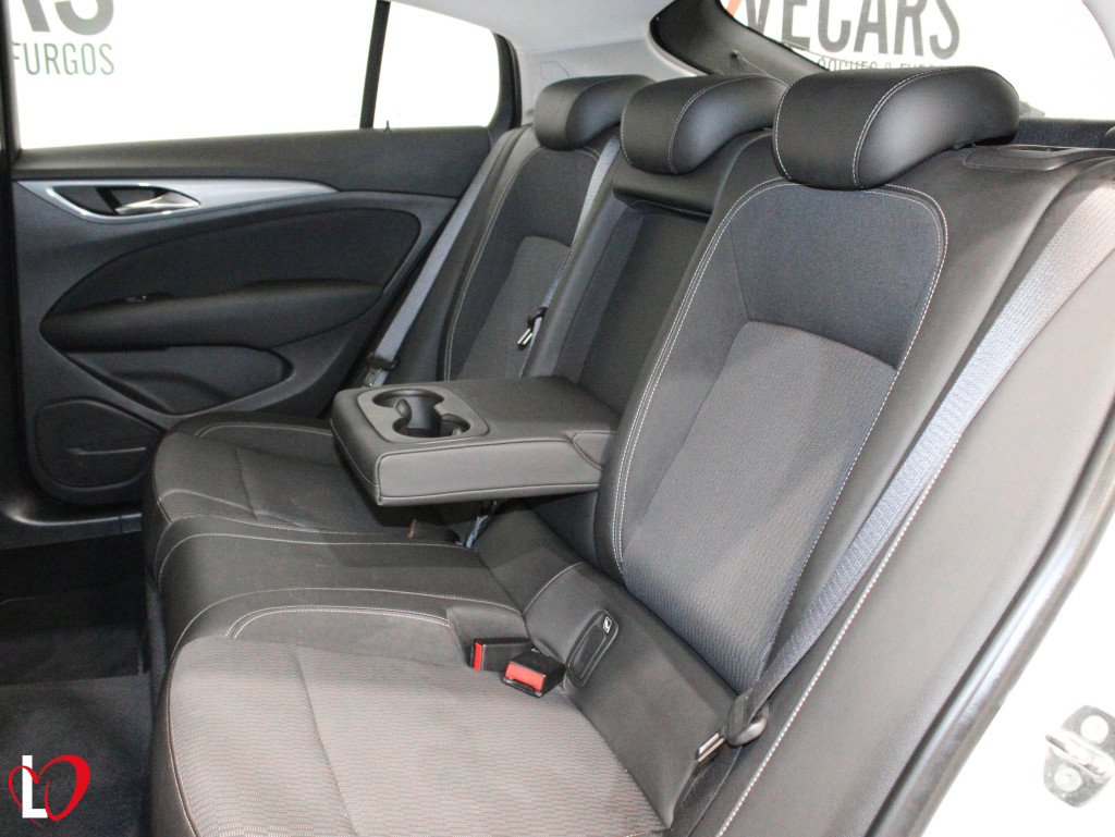 OPEL INSIGNIA 1.6 GS CDTI S&S TURBO BUSINESS 136 de segunda mano