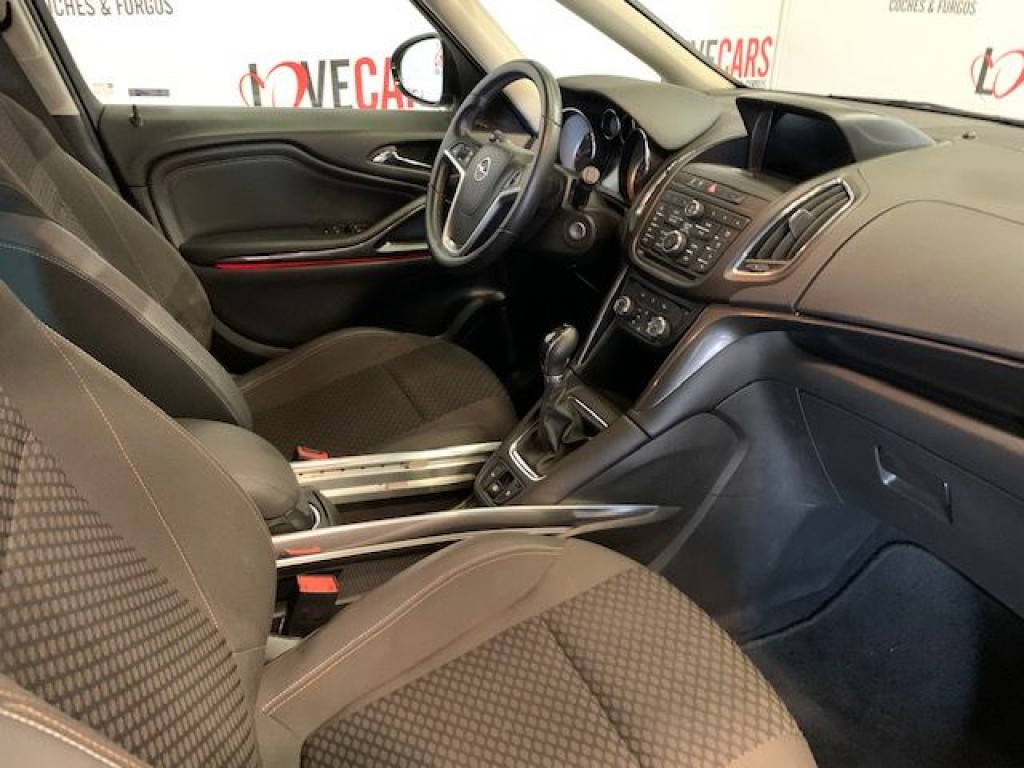 OPEL ZAFIRA 1,6 CDTI TOURER S&S EXCELLENCE GPS 136CV 6VEL de segunda mano