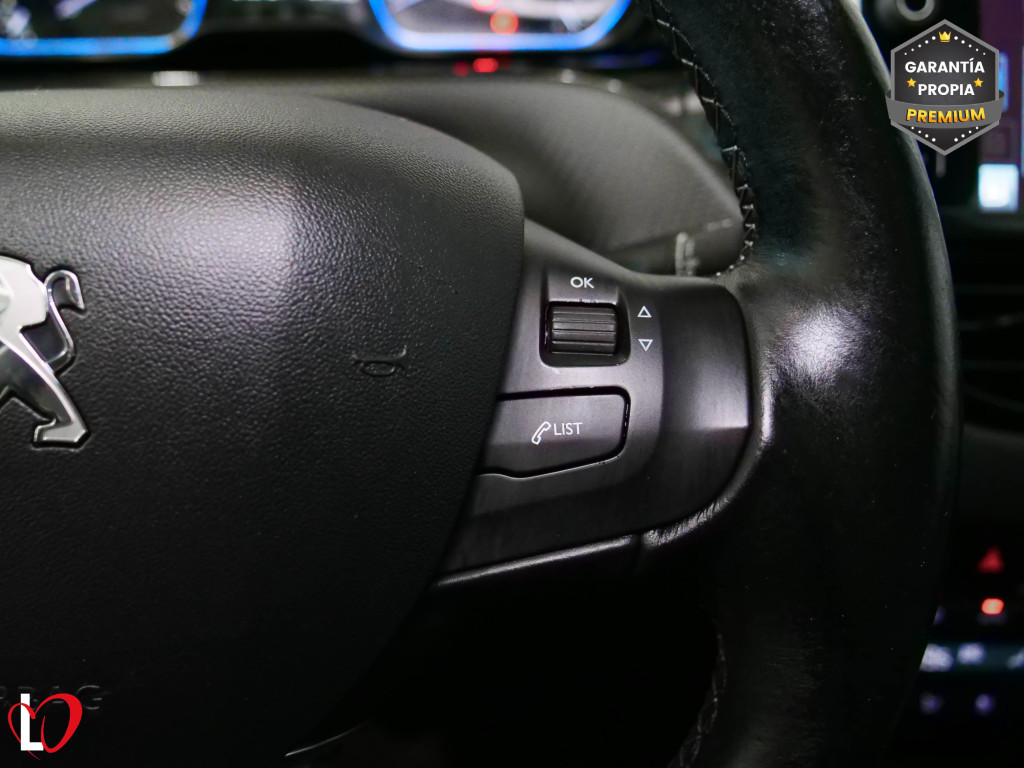 PEUGEOT 2008 1.6 BlueHDI ALLURE 100 de segunda mano