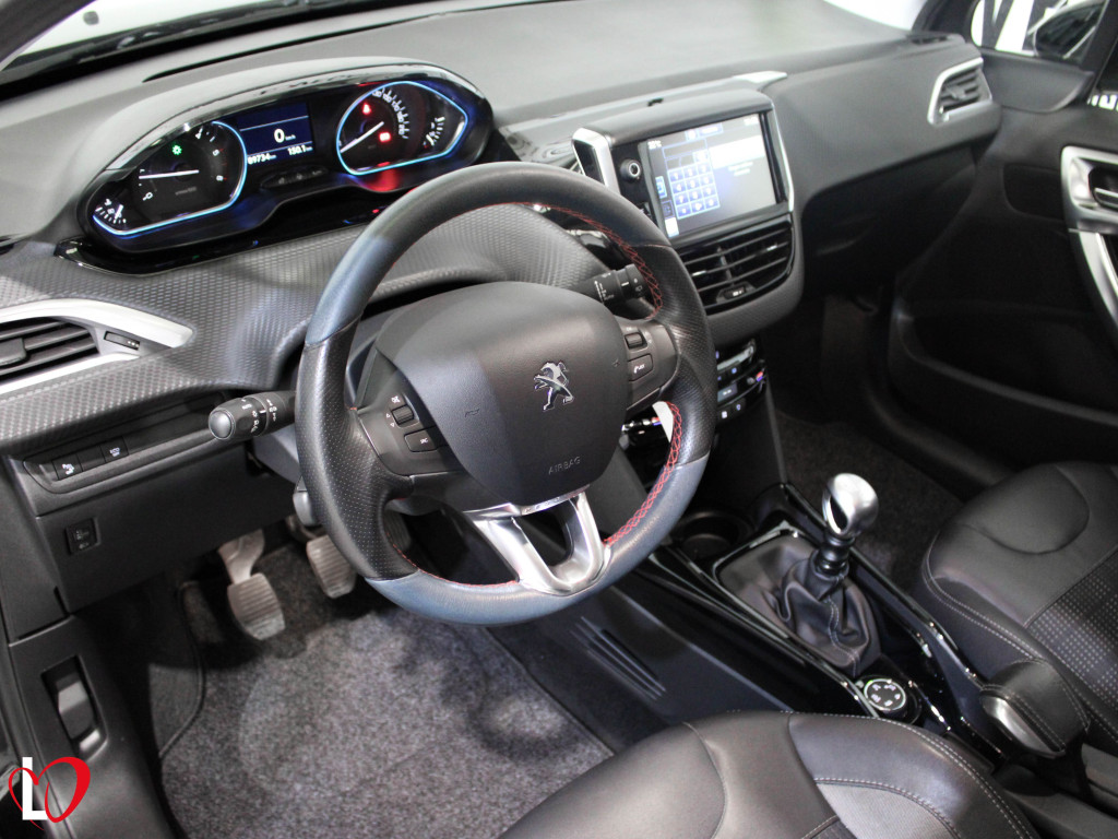 PEUGEOT 2008 1.6 BLUEHDI ALLURE 120 de segunda mano
