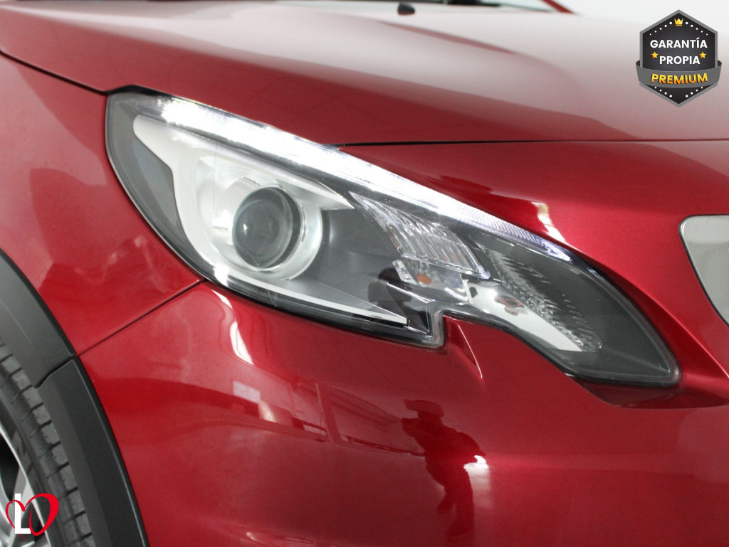 PEUGEOT 2008 BlueHDI S&S ALLURE 100 de segunda mano