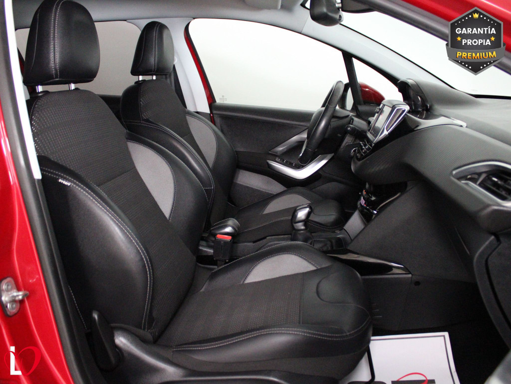 PEUGEOT 2008 BlueHDI S&S ALLURE 100 de segunda mano