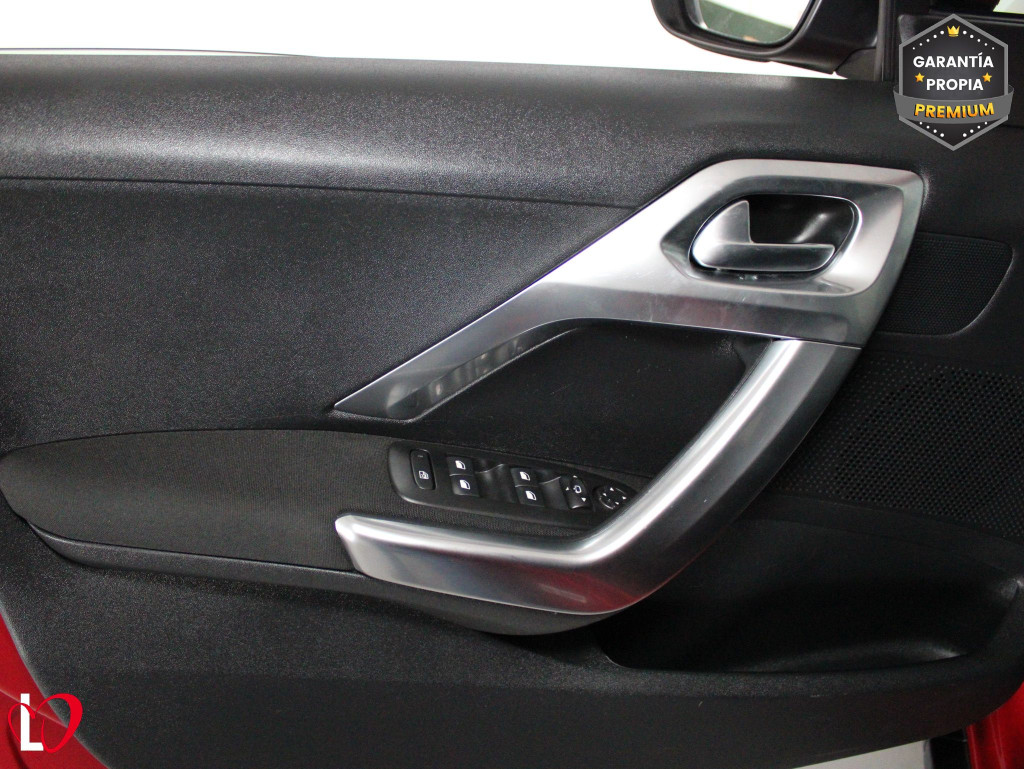 PEUGEOT 2008 BlueHDI S&S ALLURE 100 de segunda mano